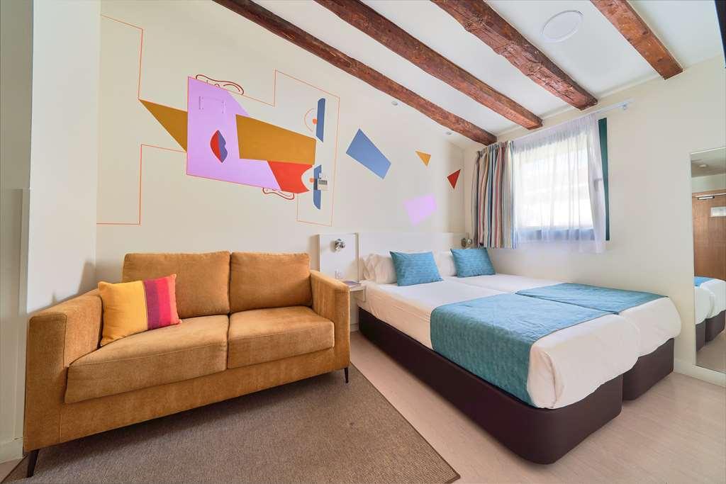 Blume Cruz Suites Madrid Phòng bức ảnh